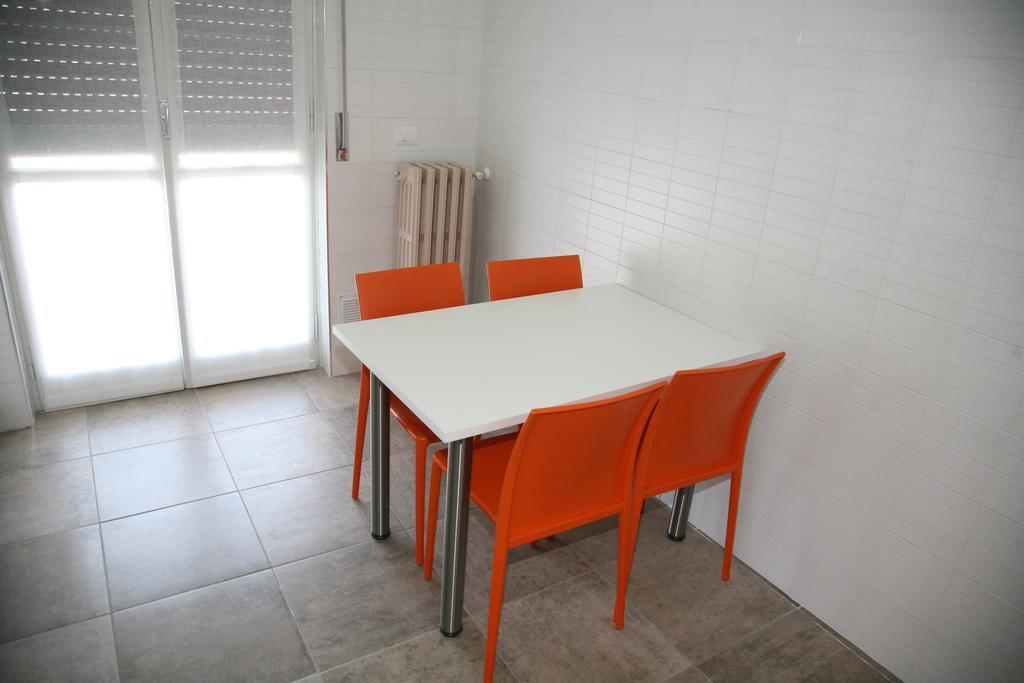 Siag Apartments Cormano Szoba fotó
